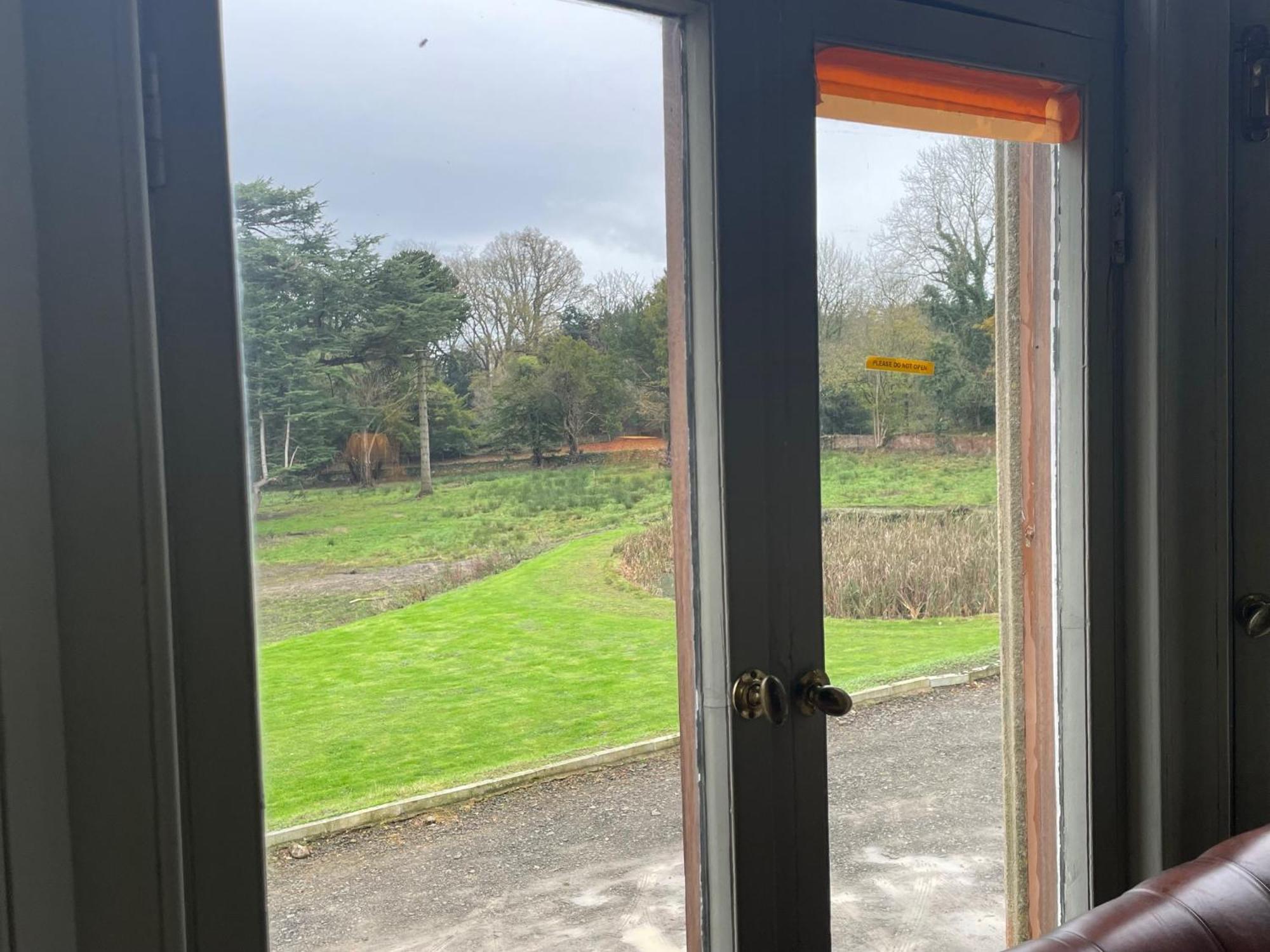 Llanerchydol Hall Suites Welshpool Exterior foto